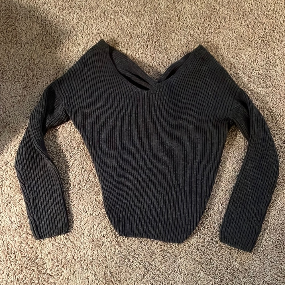 Womens long sleeve sweater (open back)